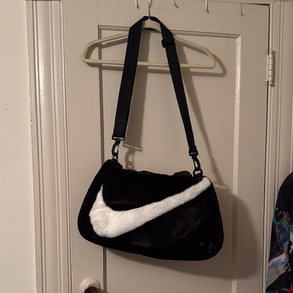 Nike Women's Black Shoulder Bag with White Accent